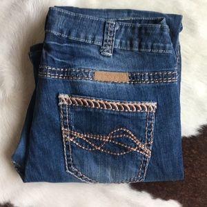 Cowgirl Tuff (Roped)